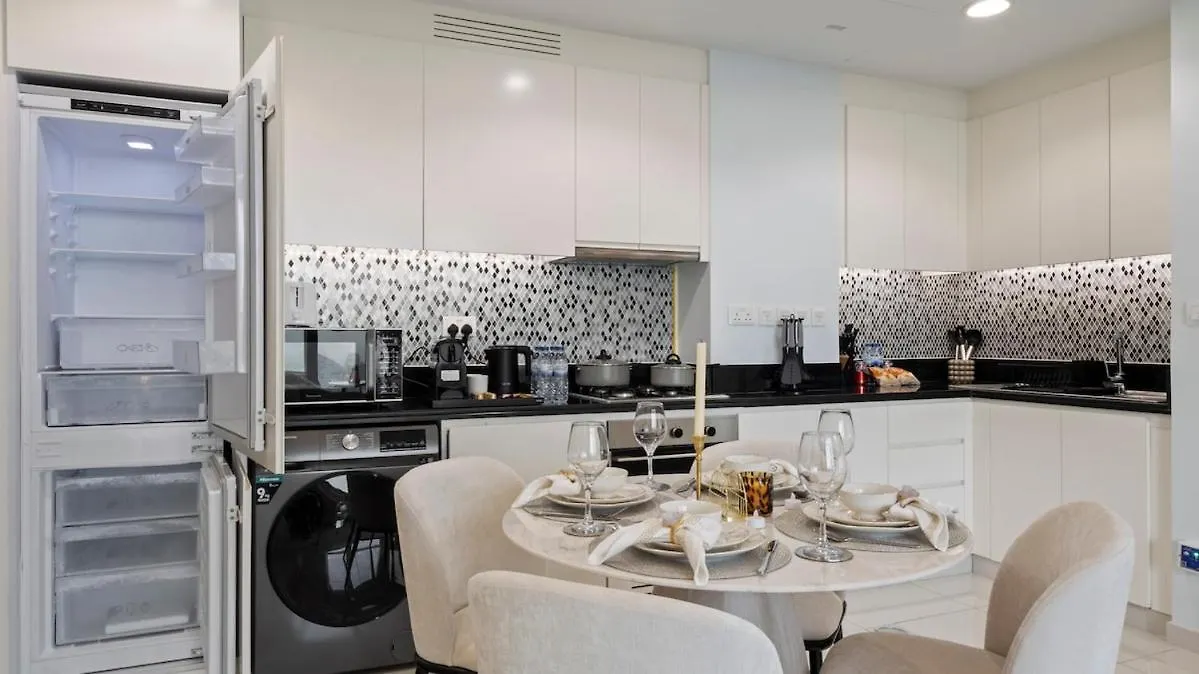 Stunning 1Br High Floor With Rooftop Infinity Pool Dubai