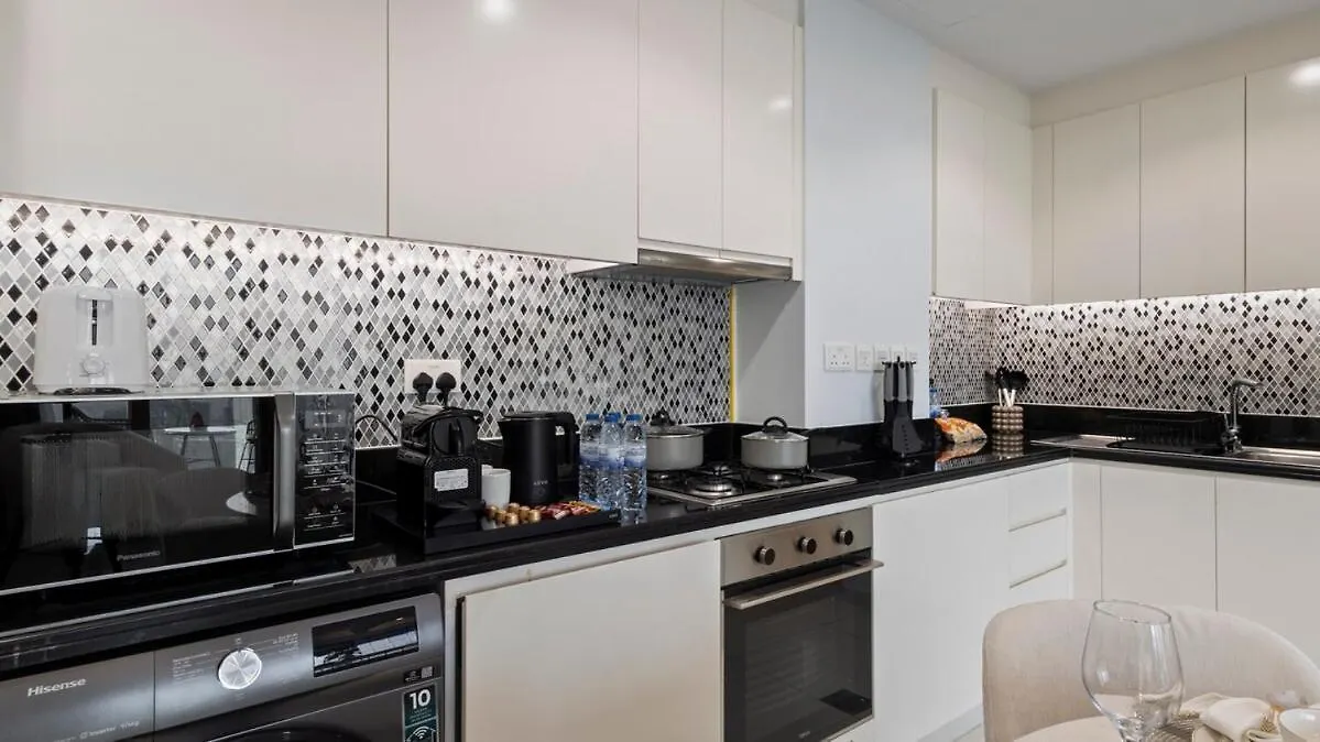 Stunning 1Br High Floor With Rooftop Infinity Pool Dubai