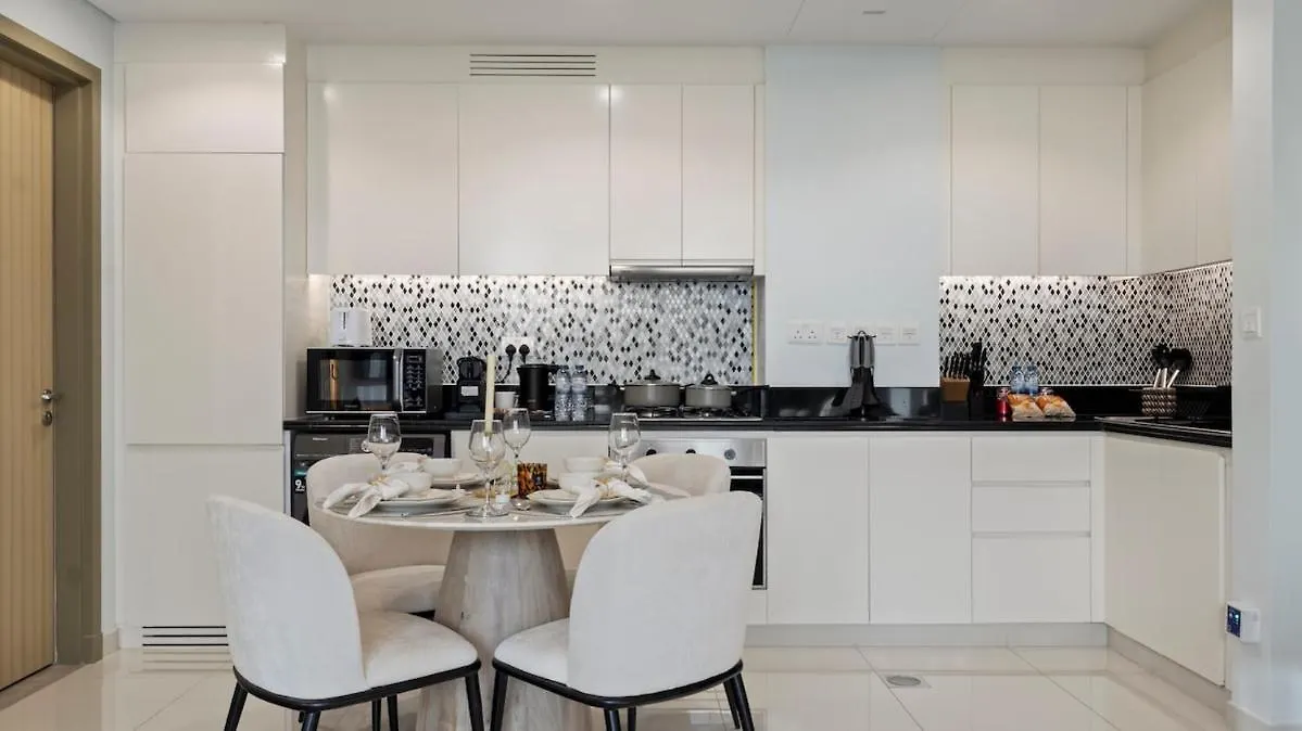 Stunning 1Br High Floor With Rooftop Infinity Pool Dubai 0*,  United Arab Emirates